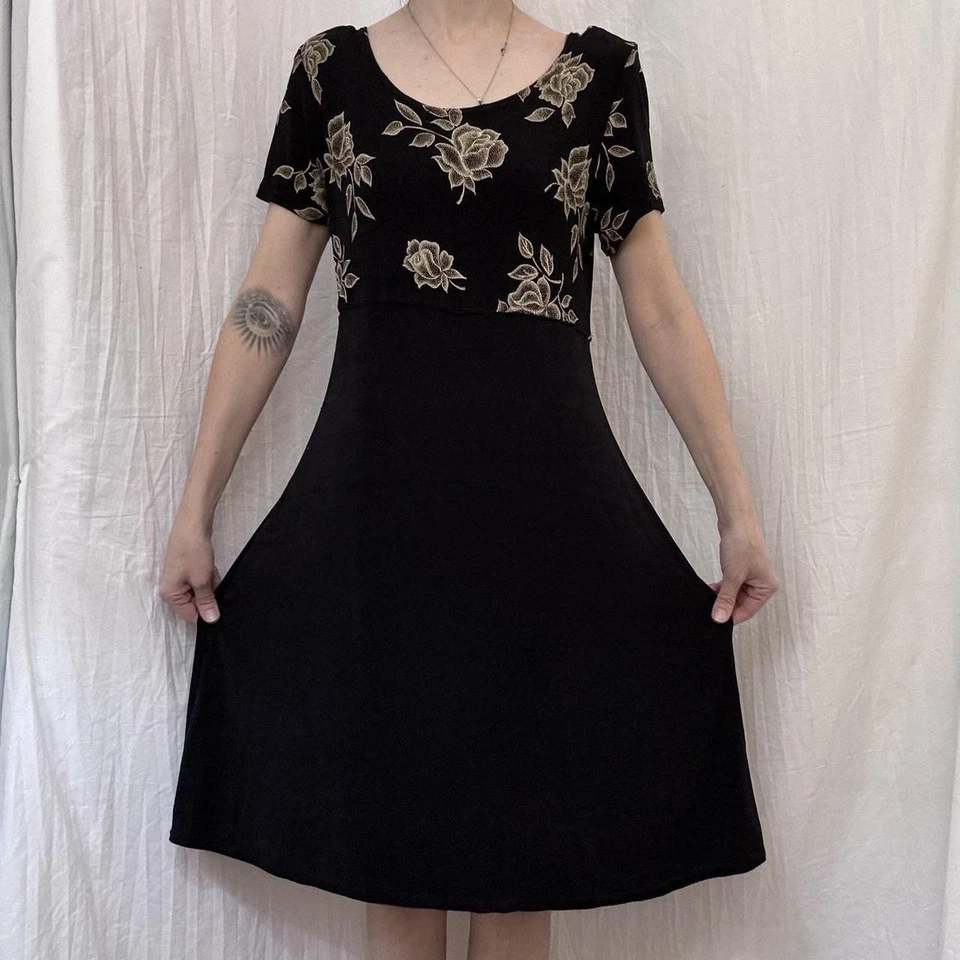 Vestido midi ajustado floral rosa negro y dorado vintage años 90 Molly Malloy M gótico Foto 2 de 4