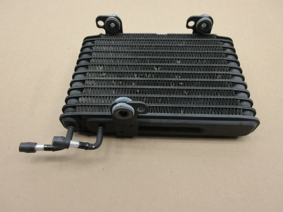 MITSUBISHI OUTLANDER 2,4 L TRANSMISIÓN AUTOMÁTICA ENFRIADOR DE ACEITE FABRICANTE DE EQUIPOS ORIGINALES 2014-2020 Foto 4 de 4