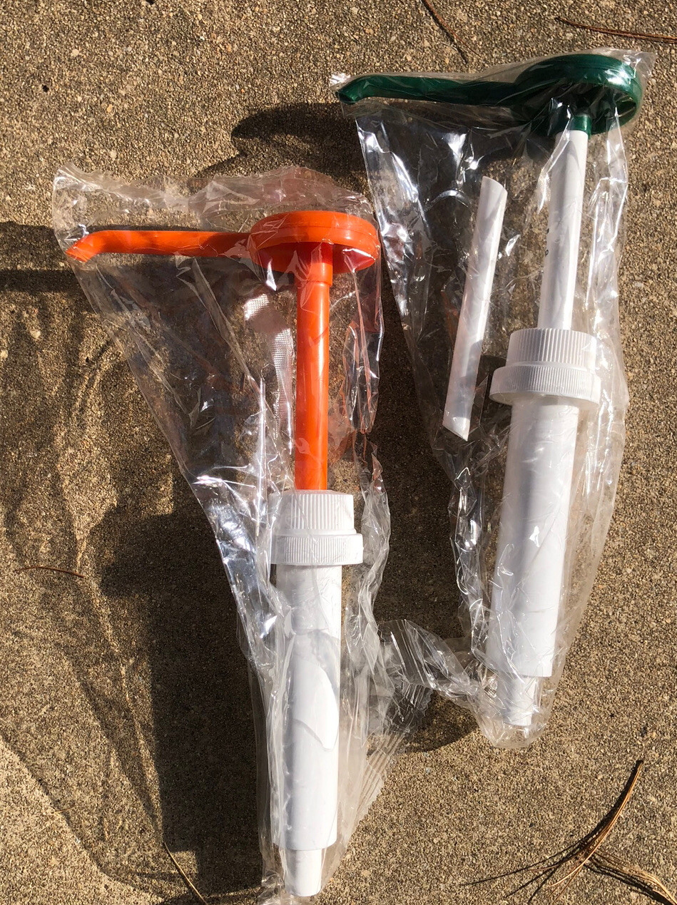 Dunkin Donuts Coffee Syrup Pump Swirl Shot 64 Oz Bottle Dispenser NEW