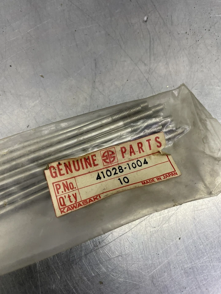 NOS KAWASAKI 1974-79 KX125 Front Spoke Assy (10) PART# 41028-1004 - Imagem 2 de 3