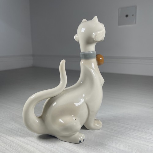 Vintage Ceramic Cat Made In Spain Siamese Majestic Cat Lover Ornament 7” Tall - Picture 5 of 8