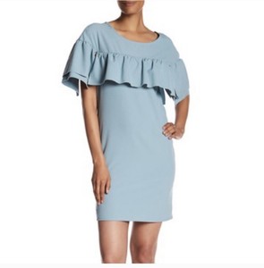 The Vanity Room Womens Short Sleeve Ruffle Woven Shift Dress Blue Size Medium Ebay