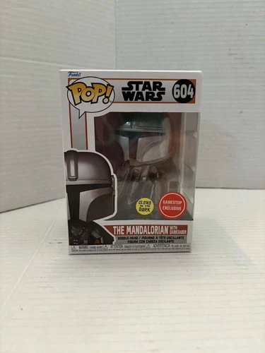 Funko Pop The Mandalorian With Darksaber GameStop Exclusive GITD