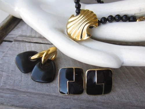 Vintage TRIFARI Black Bead Chain Pendant Necklace Enamel & Lucite Earrings LOT