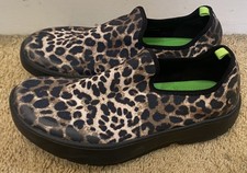Woman's Oofos Cheeyah Slip-on Recovery Loafers Size 9 EUC