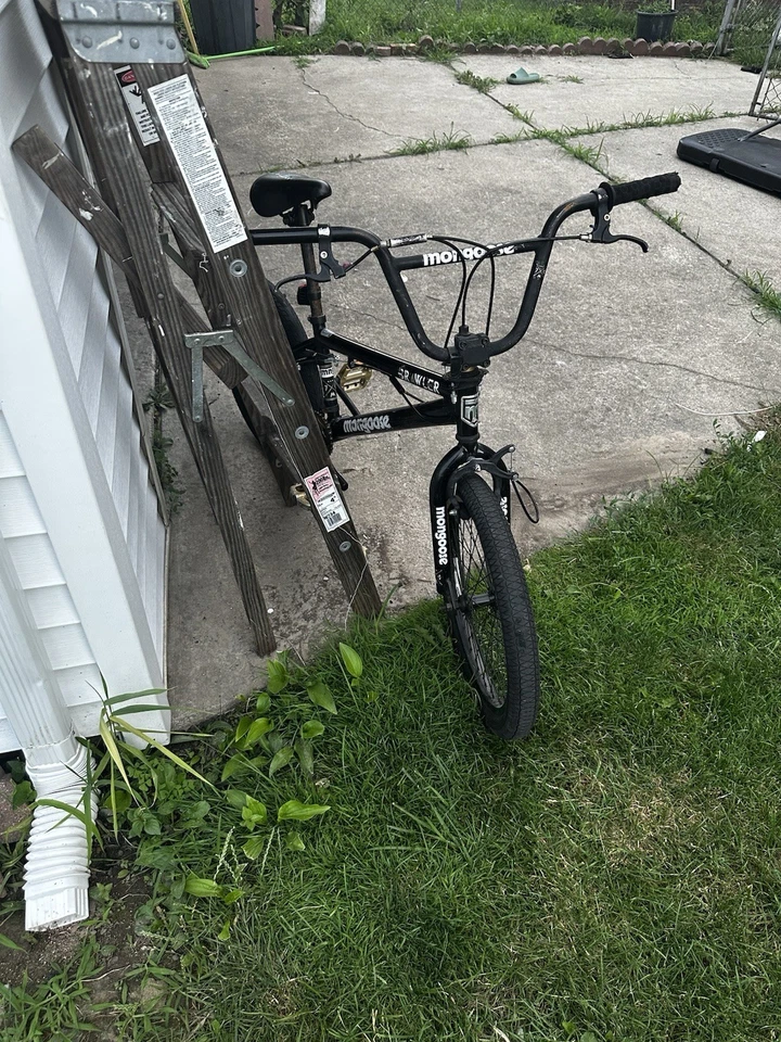 Mongoose Brawler 20 inch BMX Bike - Black - Image 3 of 4