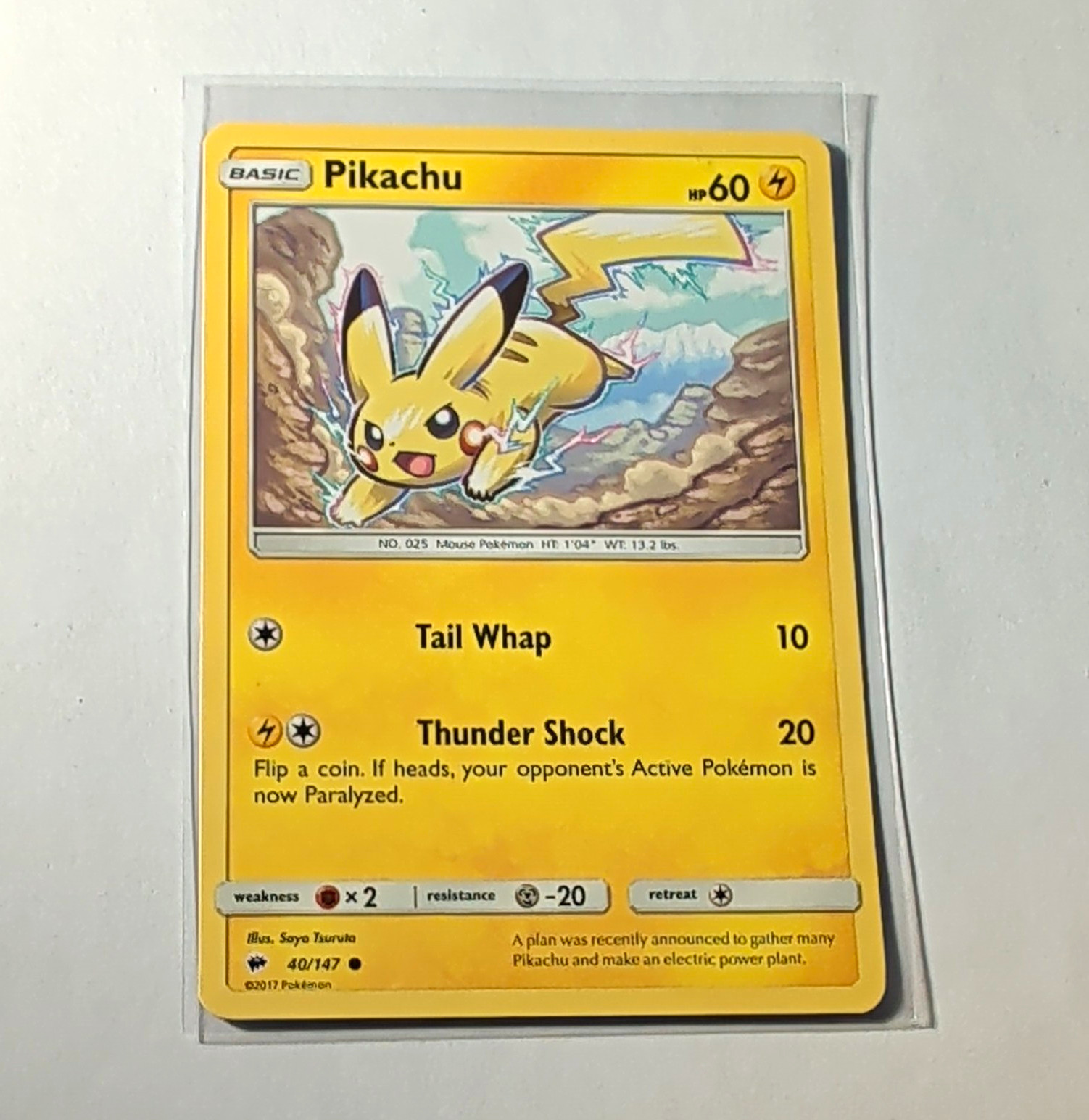 Pikachu 40/147 Sm-Burning Shadows Regular
