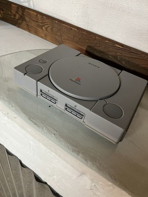 Sony Playstation 1 Original W/ 2 Controllers & Memory Card Original Cords Workin