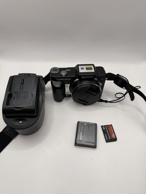 Sony Cybershot DSC-H10 8.1MP 10x Optical Zoom Digital Camera Charger Battery