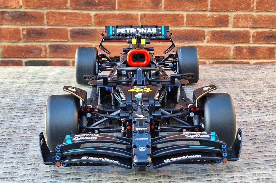 LEGO Mercedes W14 F1 42171 Lewis Hamilton LH44 Custom Sticker Set - Bild 2 von 4