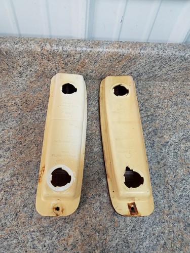 Pair (2) 1973-1979 Ford Truck 1978-1979 Bronco Tail Lights Left and Right - Picture 3 of 8
