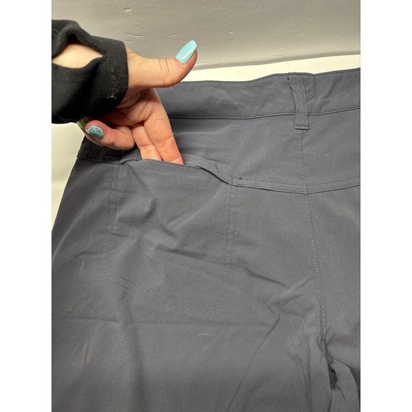 Women's Columbia Omni-Shield Advance Repellency (size 12) gray shorts thumbnail 4