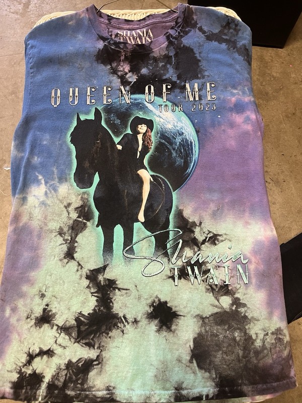 Shania Twain "Queen of Me" Tour 2023 Tie Dye T-Shirt, Size M