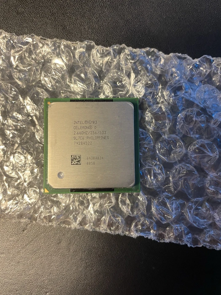 Intel Celeron 2.66GHZ/256/533 Socket 478 - Immagine 2 di 4