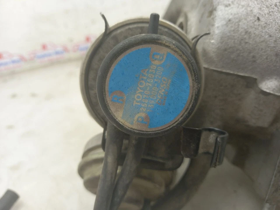 COLECTOR DE ADMISIÓN SUPERIOR TOYOTA TACOMA 95-00 17109-75013 Foto 2 de 4