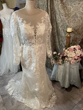   Bridal Dress lac ,Sequence, Long Train, Back Zipper and Buttons size 12    