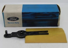 NEW FORD MOTOR COMPANY GENUINE OEM LEVER PART NO. D1AZ-18A367-A