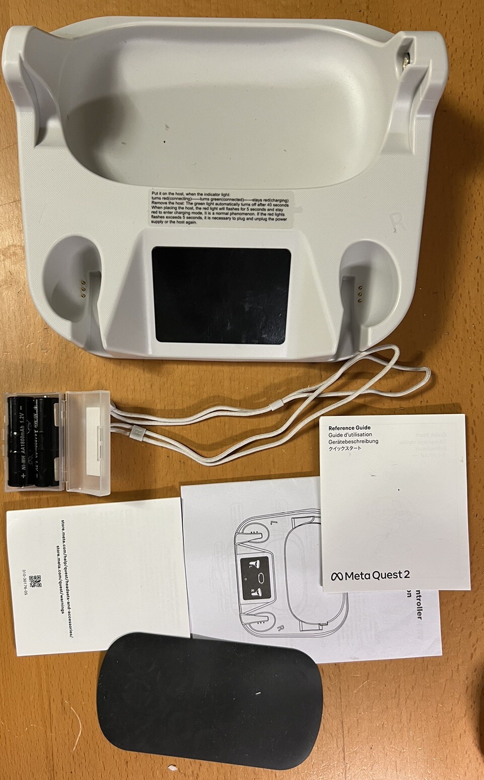 Charging Dock Quest 2 Charging Station for VR Headset-image