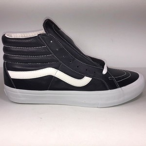 black leather vans size 11