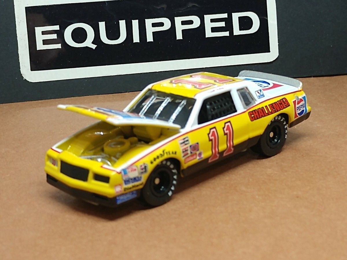 Nascar Legends Darrell Waltrip 1983 83 Monte Carlo Limited