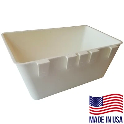 NO BREAK Pinnon Hatch Farms 12 Pack White 1/2 Gallon/64 Fl Oz Hanging Cage Cups