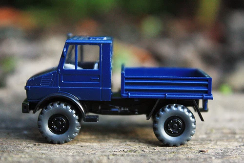 Wiking Unimog U 1500 stahlblau Sondermodell