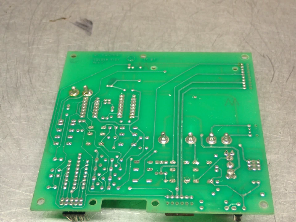 Placa de circuito DC Controls 17-87 Rev C usada con garantía ver todas las fotos Foto 4 de 4