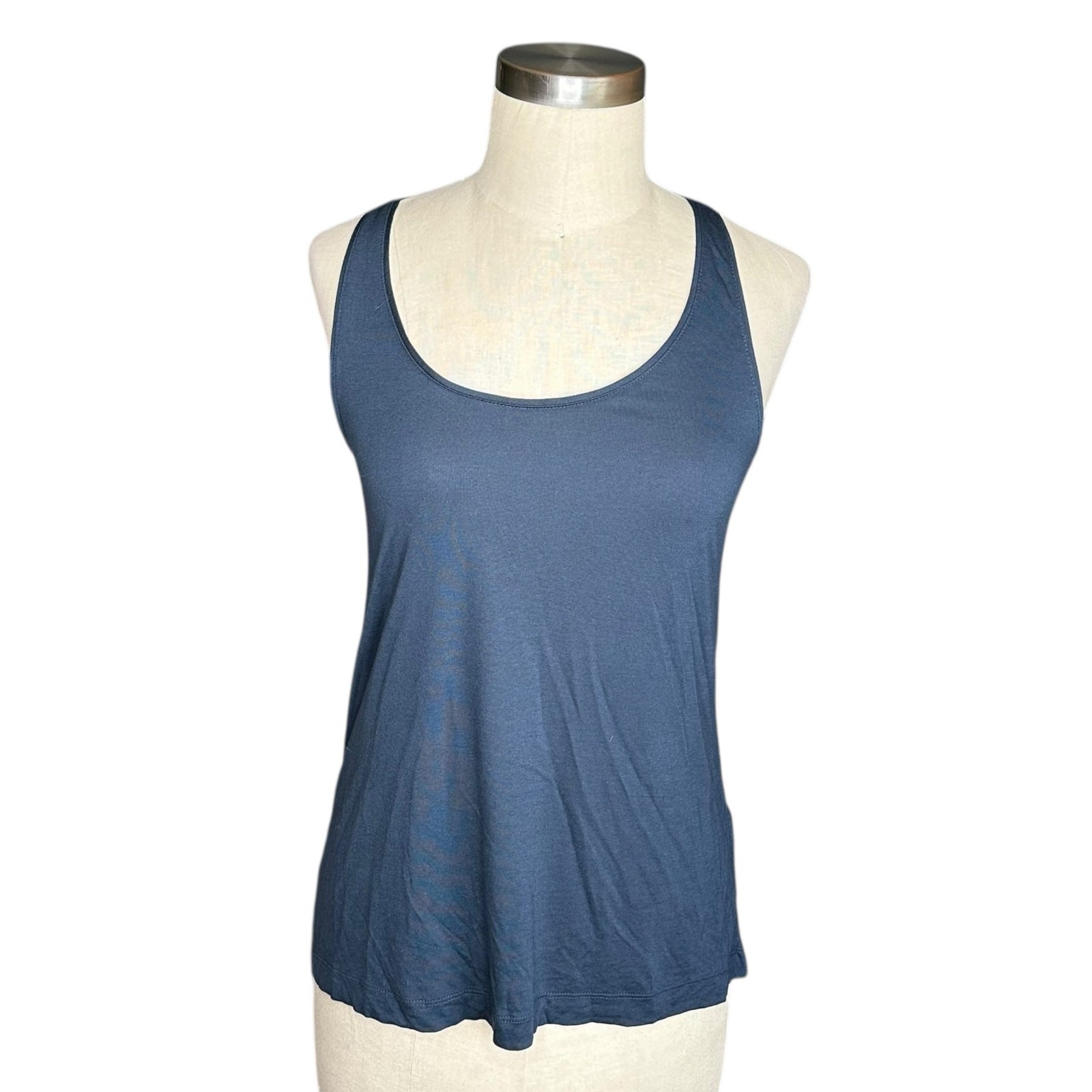EVERLANE Basic Lightweight Rayon Tank Top Women's… - image 1