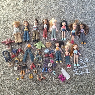 Lot Of 11 Lil' Bratz Mini 4  Dolls Miniatures Small Fashion '02 Shoes Accessorie