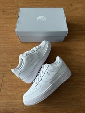 NEW Nike Air Force 1 Low LE Triple White GS Size 7Y/Women  s 8.5 FV5951-111 