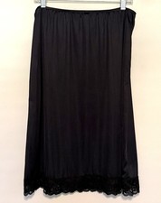 Vintage Sans Souci Midi Half Slip Skirt Sz 1X Black Floral Lace Made in USA