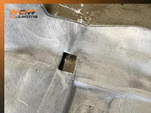 90-02 MERCEDES R129 SL329 SL500 SL600 FRONT LEFT INTERIOR FLOORING CARPET OEM - Picture 6 of 12