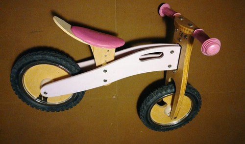 BALANCE BIKE BICYCLE PINK 