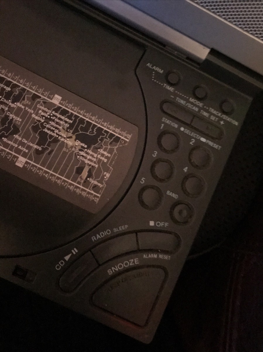 Sony ICF-cd2000 Clock Radio ca 1988 Am/FM Alarm Tested And Works