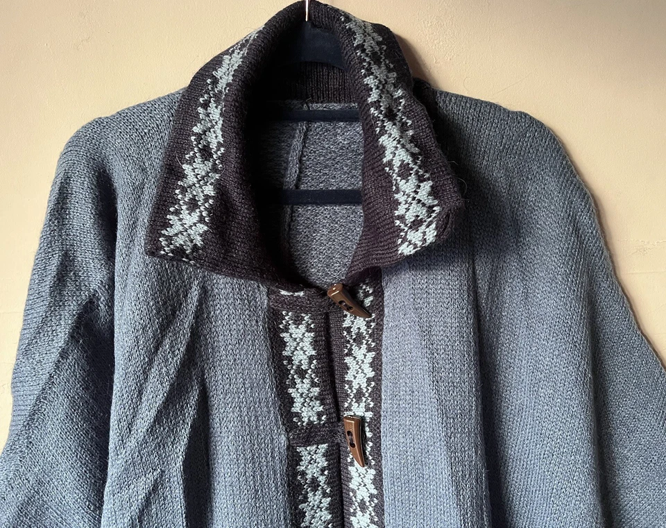 Womens Soft Warm Alpaca Wool Blend Knitted Cape Coat Poncho Flowers Design - Image 2 of 4