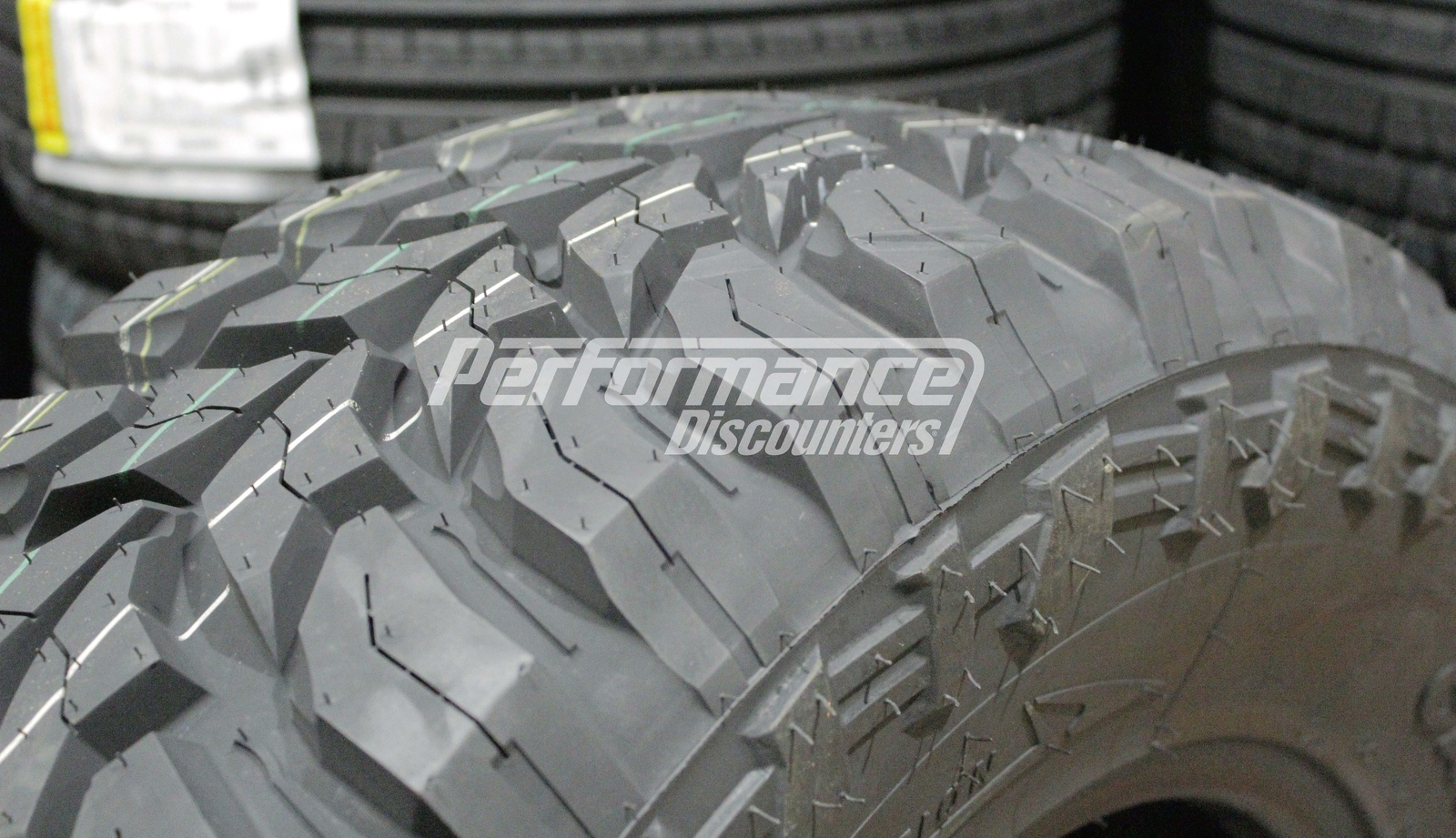 2 New Roadone Cavalry M/T Mud Terrain Tires – LT275/70R18 125/122Q, 33.2” Overall, Aggressive Tread For Light Trucks