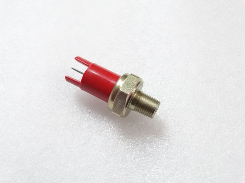 Interruptor de presión de aceite 00770530B91 000013085P05 para tractor Mahindra 3540 5545 - Imagen 3 de 5