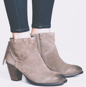 steve madden fringe heels