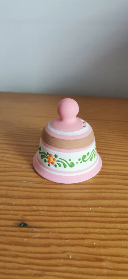 Ornamento a forma di campanello in pietra leccese - Immagine 3 di 4