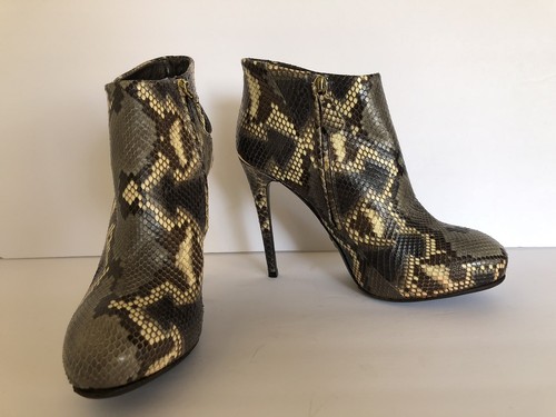 ROBERTO CAVALLI $2000 PYTHON LEATHER ANKLE BOOTS WITH GOLD LOGO 38.5 - Picture 10 of 12