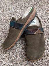 Earth Origins Women's Warm-Lined Suede Clogs Essential Eloise Olive Green Size 7