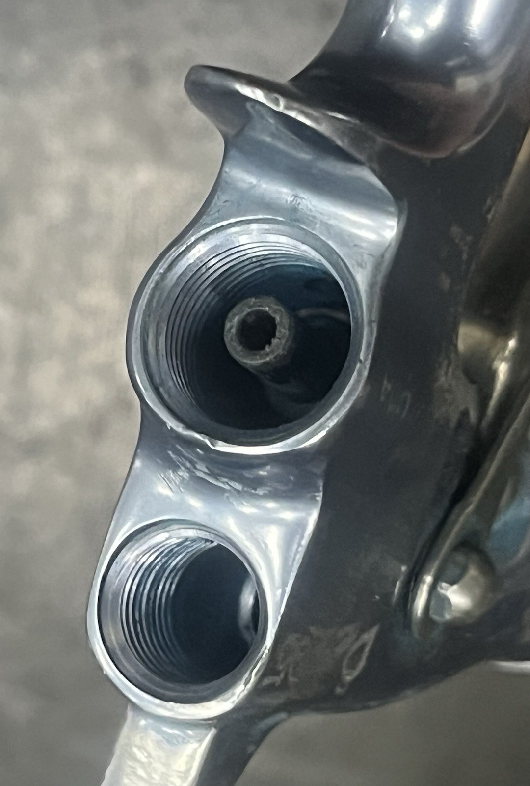 3 Graco AirPro Pressure Fed Conventional Spray Guns