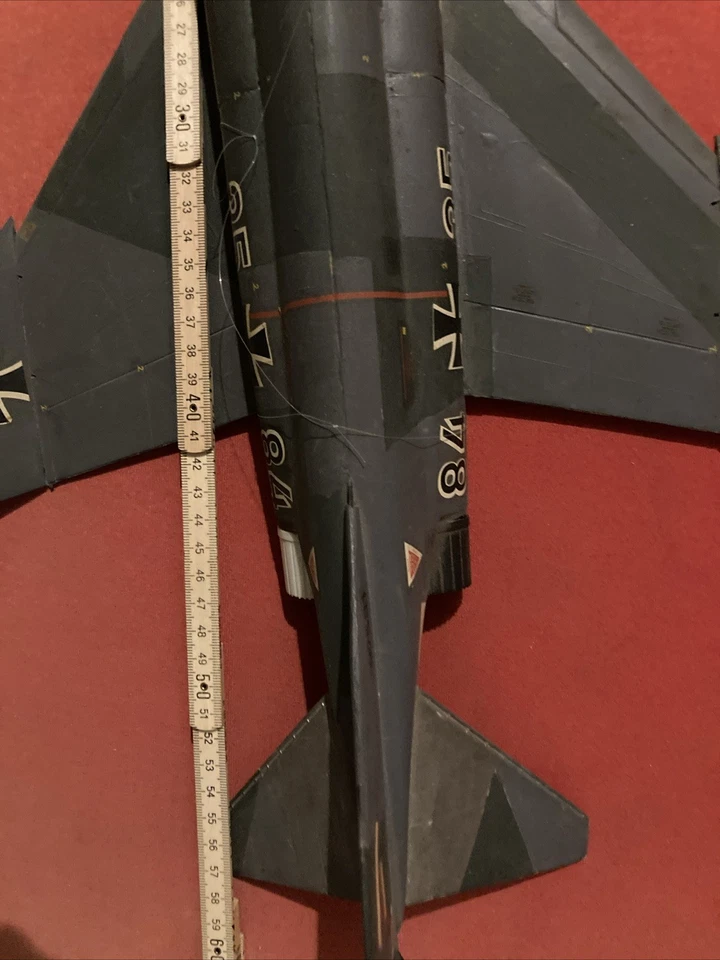 McDonnell Douglas F-4F Phantom II Modellflugzeug 1:32 - Bild 2 von 4