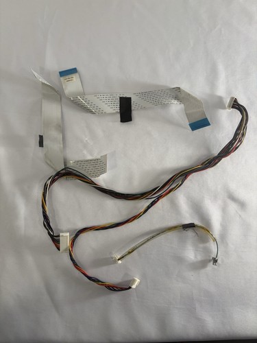 VizioVL320M Cables - Picture 1 of 4