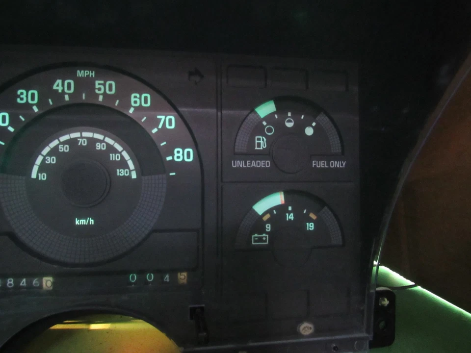 88-90 CHEVY C/K 1500 SILVERADO GMC CUADRO DE INSTRUMENTOS SPEEDO RECONSTRUIDO 3021 Foto 2 de 4