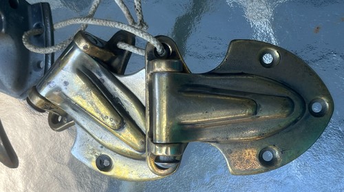 Vintage 1950s KASON Surface Mount Latch Handle / Hinges + Bommer Latch - Picture 3 of 12