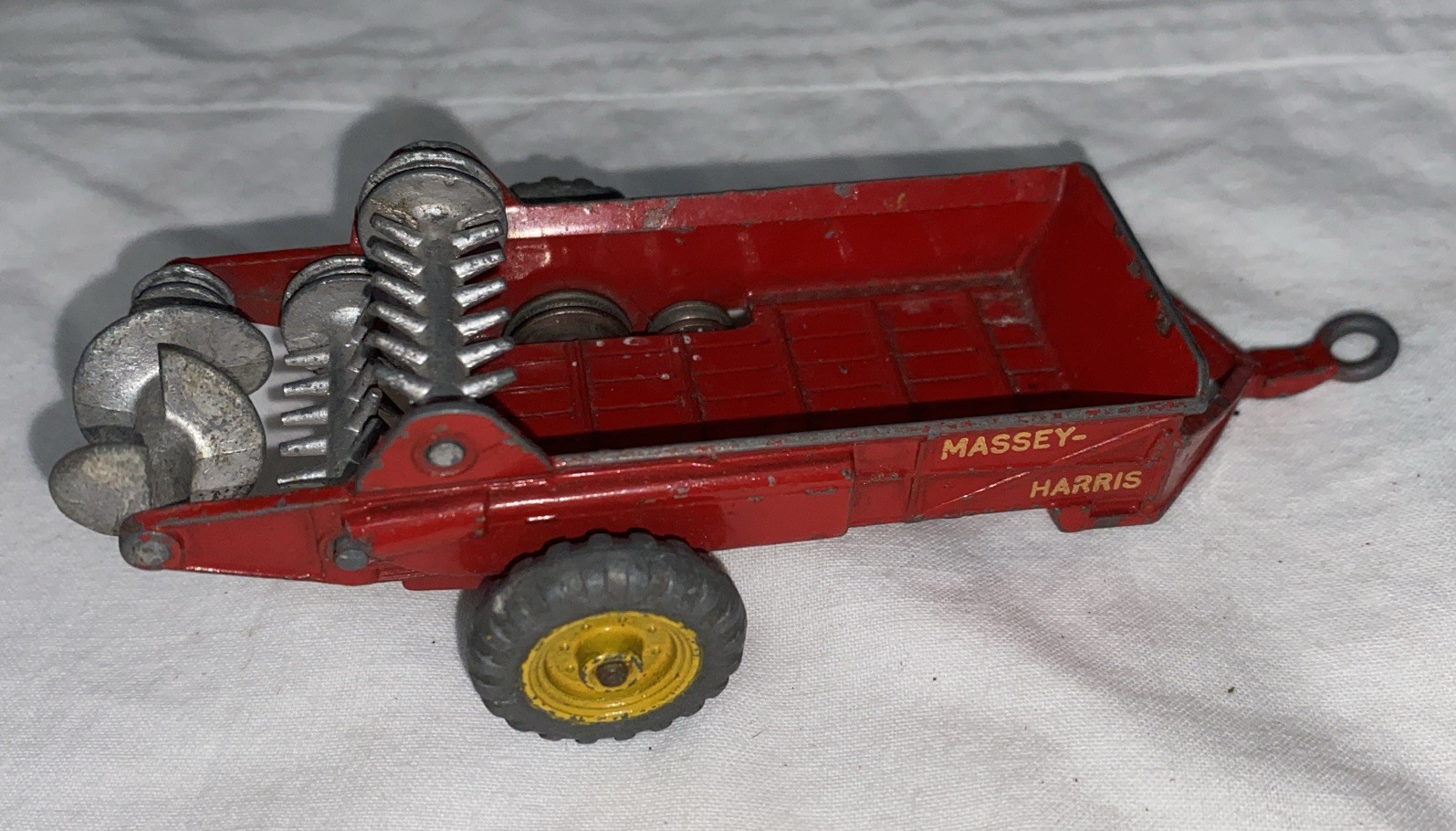 Dinky 321, Massey Harris Manure Spreader - Free Price Guide & Review