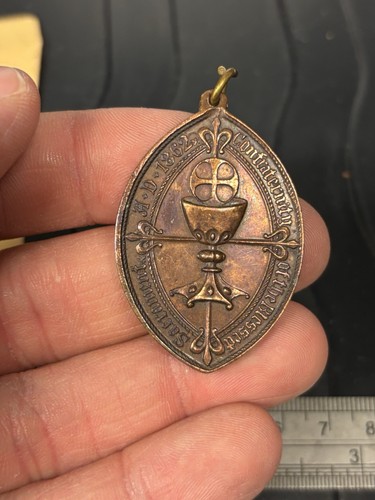 Religious Pendant Victorian Piece Antique Curios Item Unusual Charm Church 6y - Bild 2 von 3