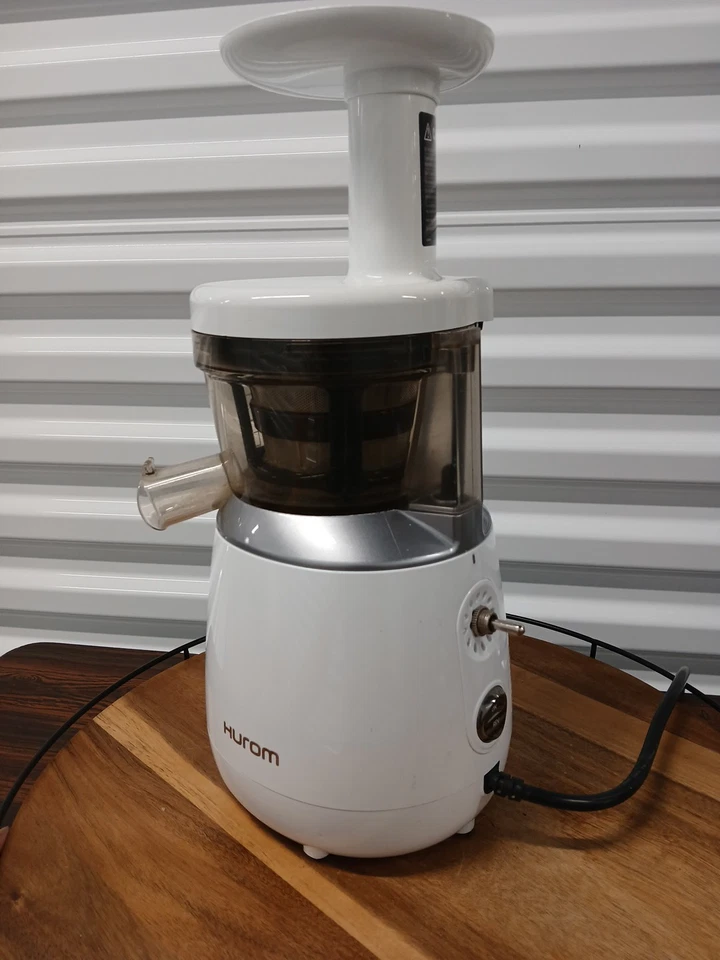 Exprimidor lento Hurom HP-WWB12 Foto 2 de 4