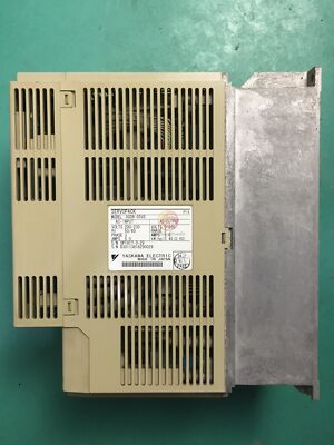 1PCS USED Yaskawa servo SGDB-05VD